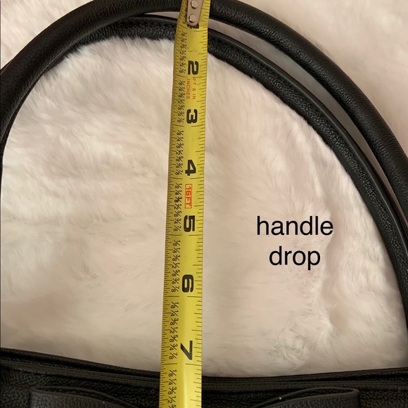 Betsy J satchel - Picture 9 of 10